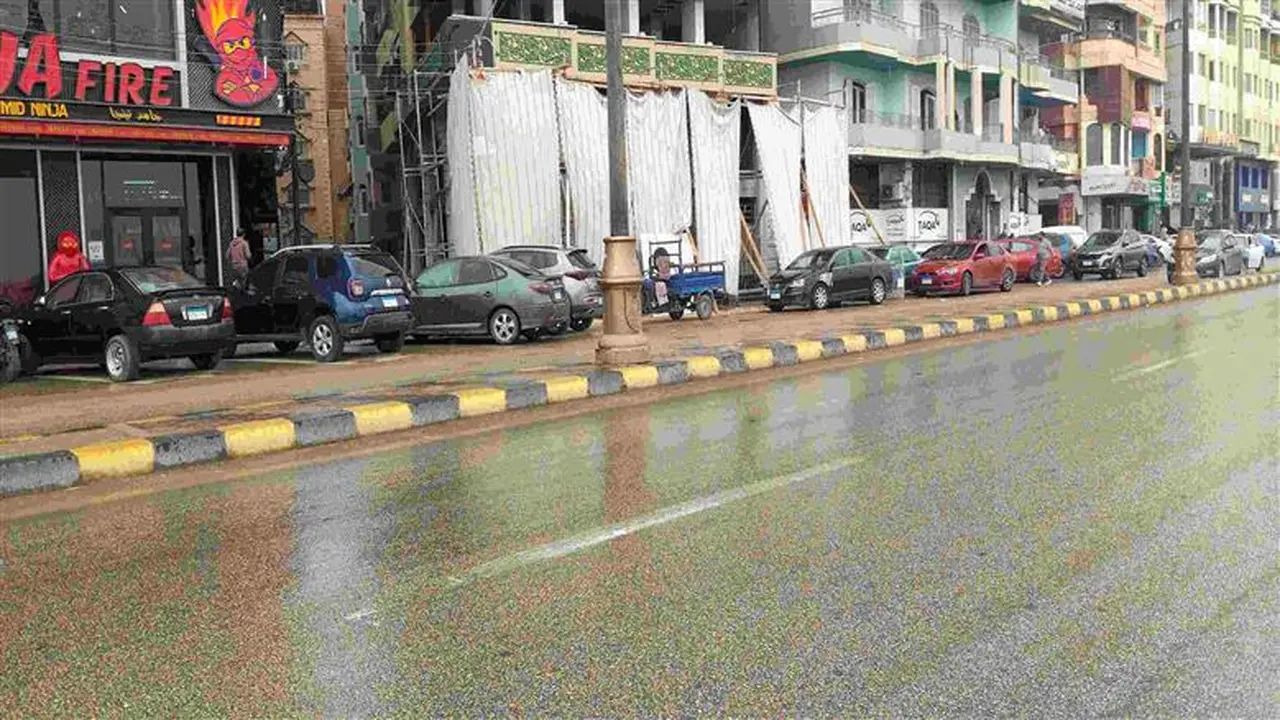 تأثير الأمطار المتفاوتة على 17 مدينة في طقس القاهرة يوم الأربعاء